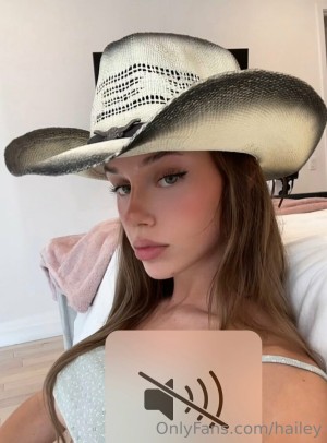 Hailey Grice Photo #14