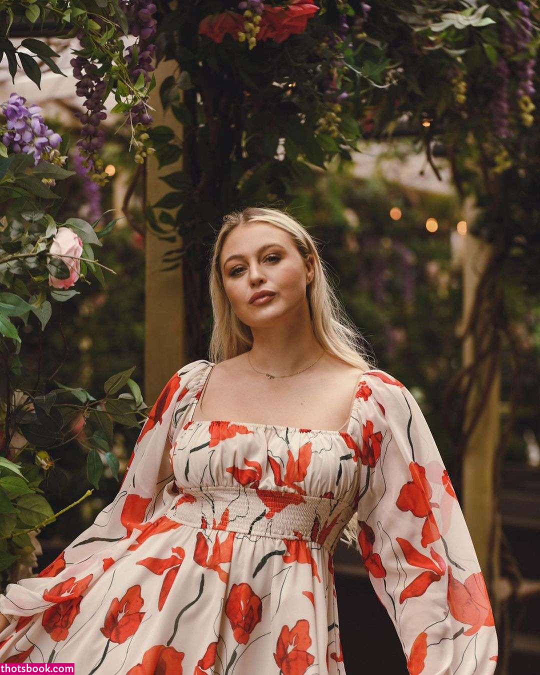 Iskra Lawrence Photo #50