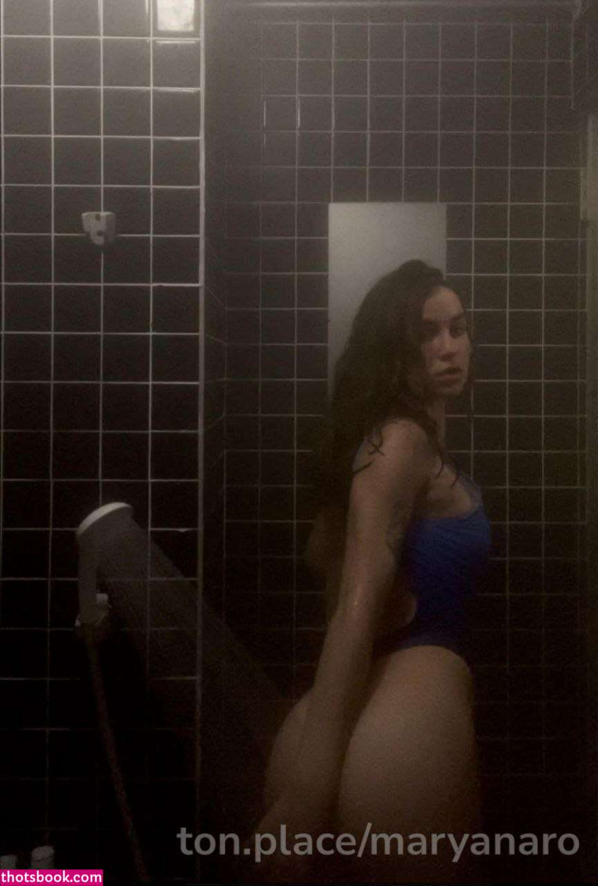 Maryana Ro Photo #170