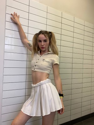 Maryana Ro Photo #188