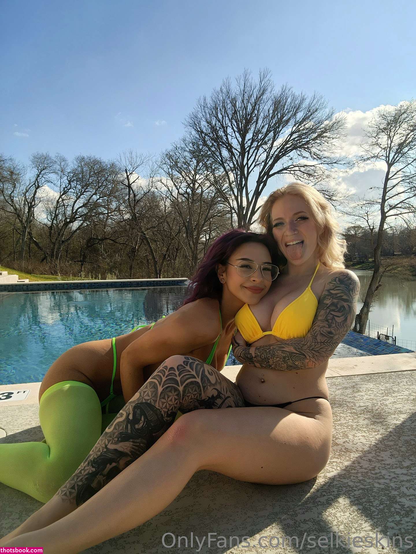 Selkiesmooth Photo #17