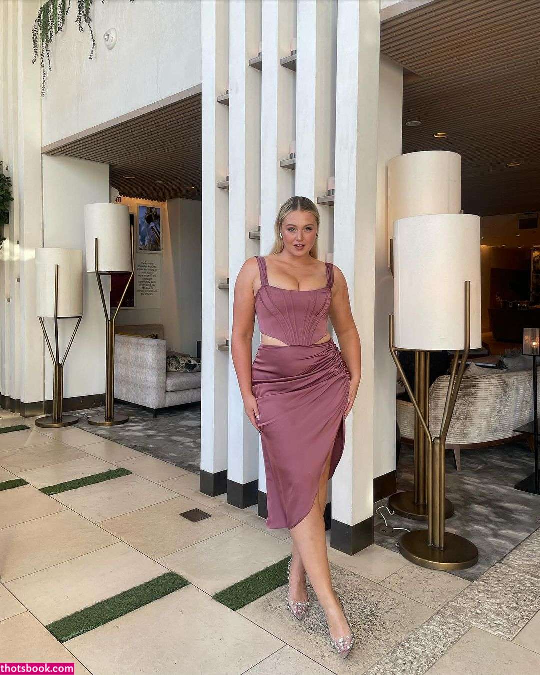 Iskra Lawrence Photo #63