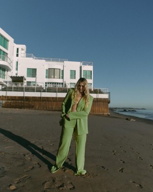 Iskra Lawrence Photo #79