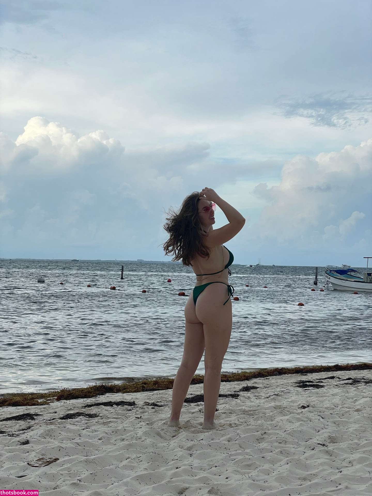 secretbomb Photo #14