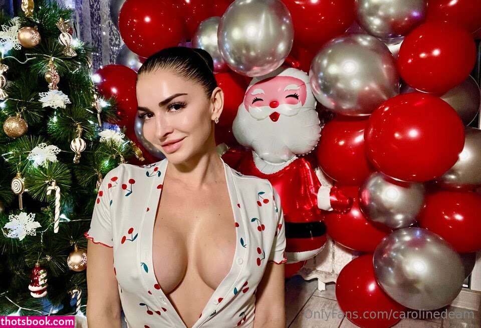 Caroline ASMR Photo #4