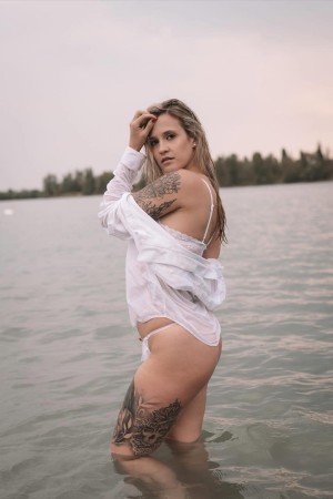 yourashleyfoster Photo #6