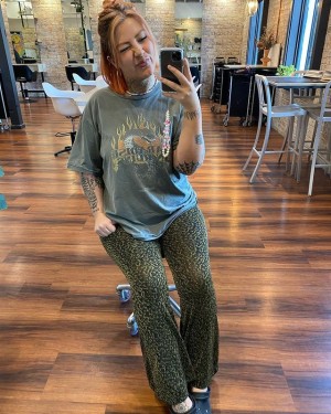 India Goldstien Photo #8