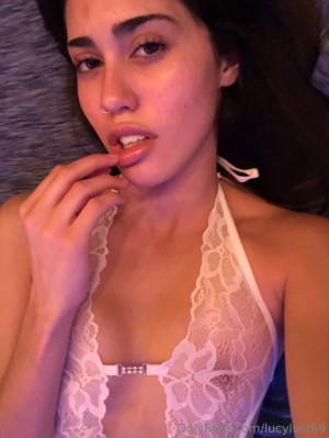 lucylust18 Photo #13