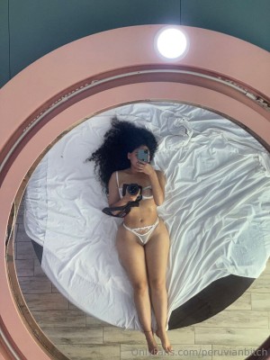 peruvianbitch Photo #1