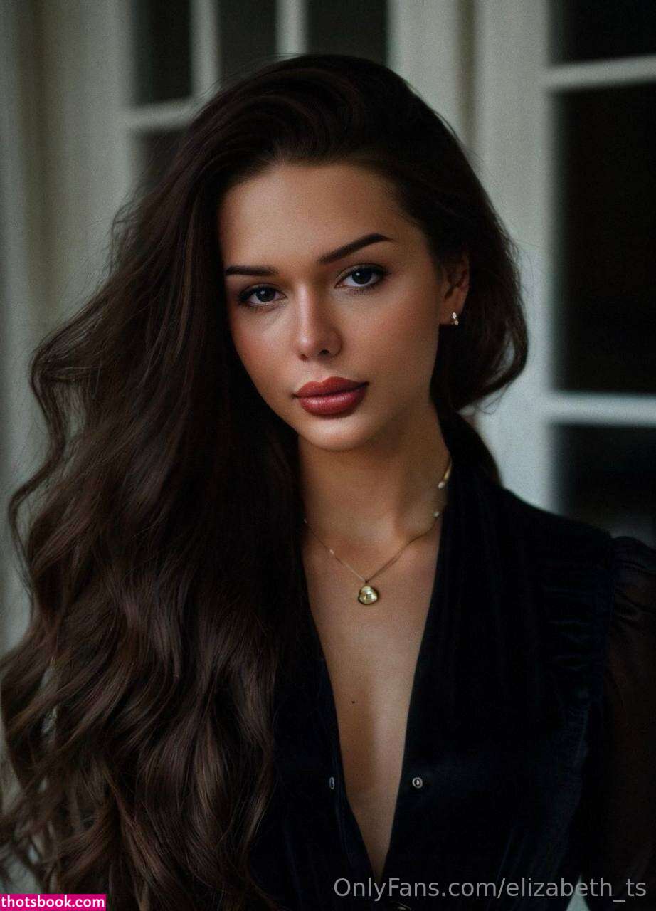 Elizabeth Ts Photo #7