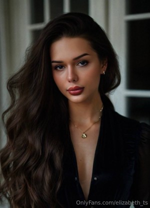 Elizabeth Ts Photo #7