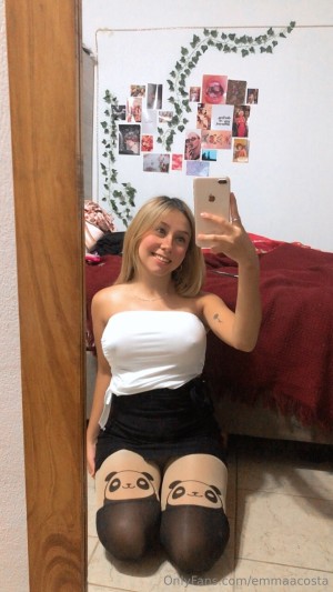 Emma Acosta Photo #27