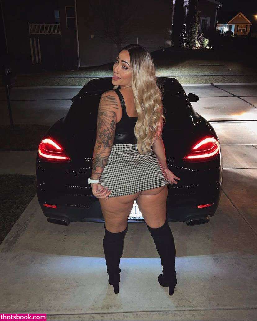 Erika Alexander Photo #11