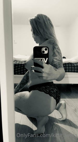 Kate Zavos Photo #22