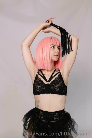 littleviviann Photo #8