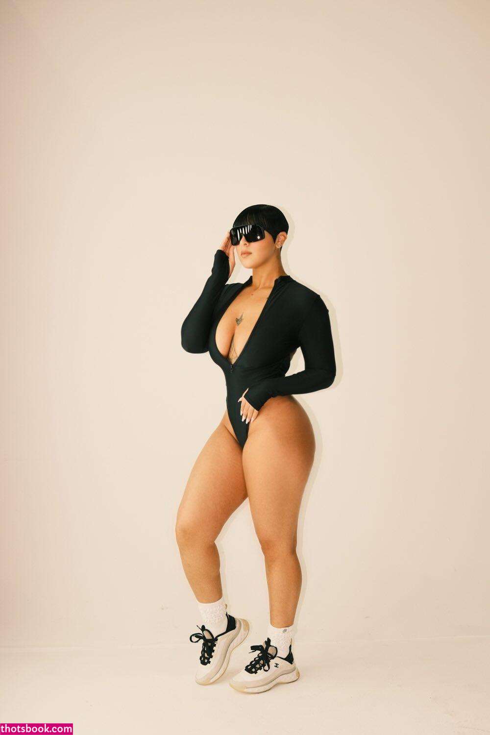 mortalmikasa Photo #8