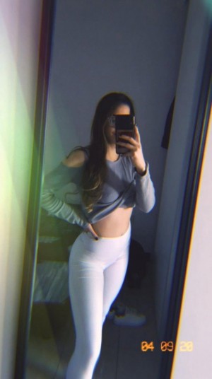 Yiyi Castelli Post #4