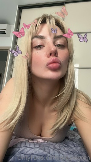 alexxisren Photo #35