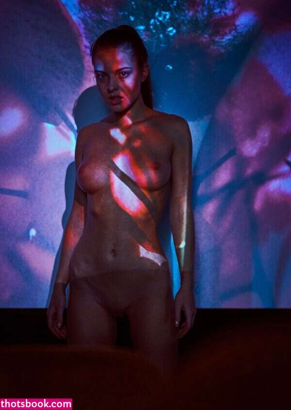 Realjuliazu Photo #2