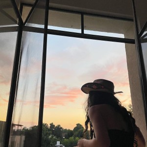 Romi Henenson Photo #10