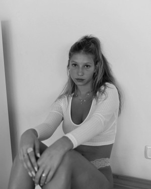 Roni Zouler Photo #6