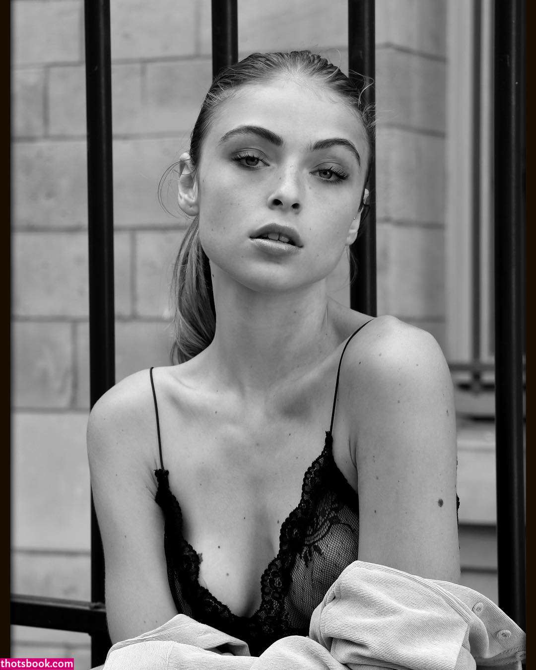 Sarah Fochrenbach Photo #12