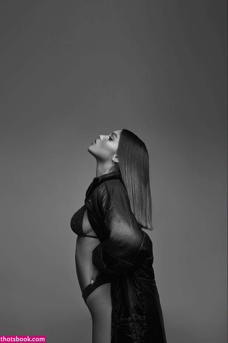 Yaheli Ovadya Photo #1