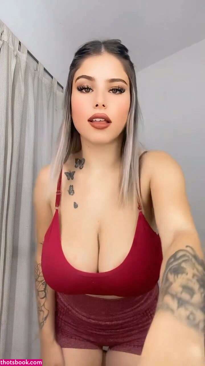 Abril Perez Photo #24