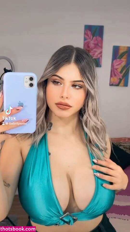 Abril Perez Photo #33