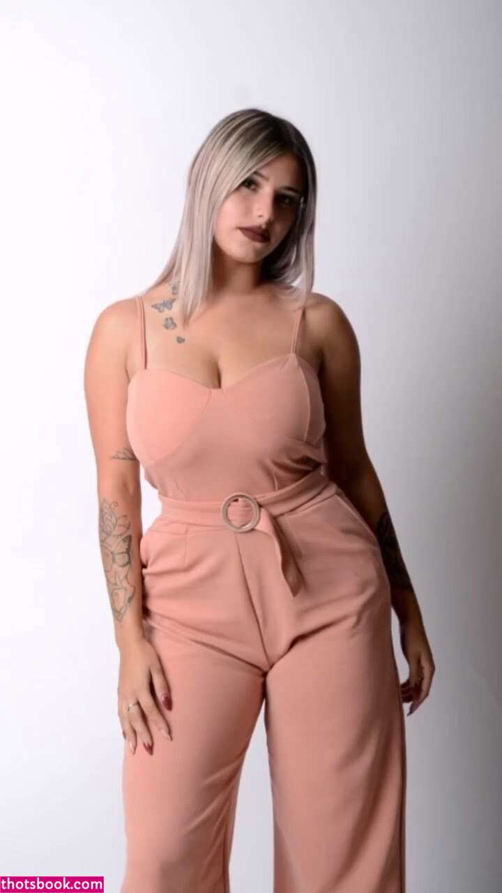 Abril Perez Photo #38