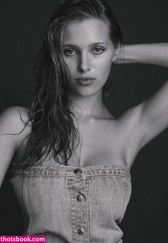 Laura Oganessian Photo #12