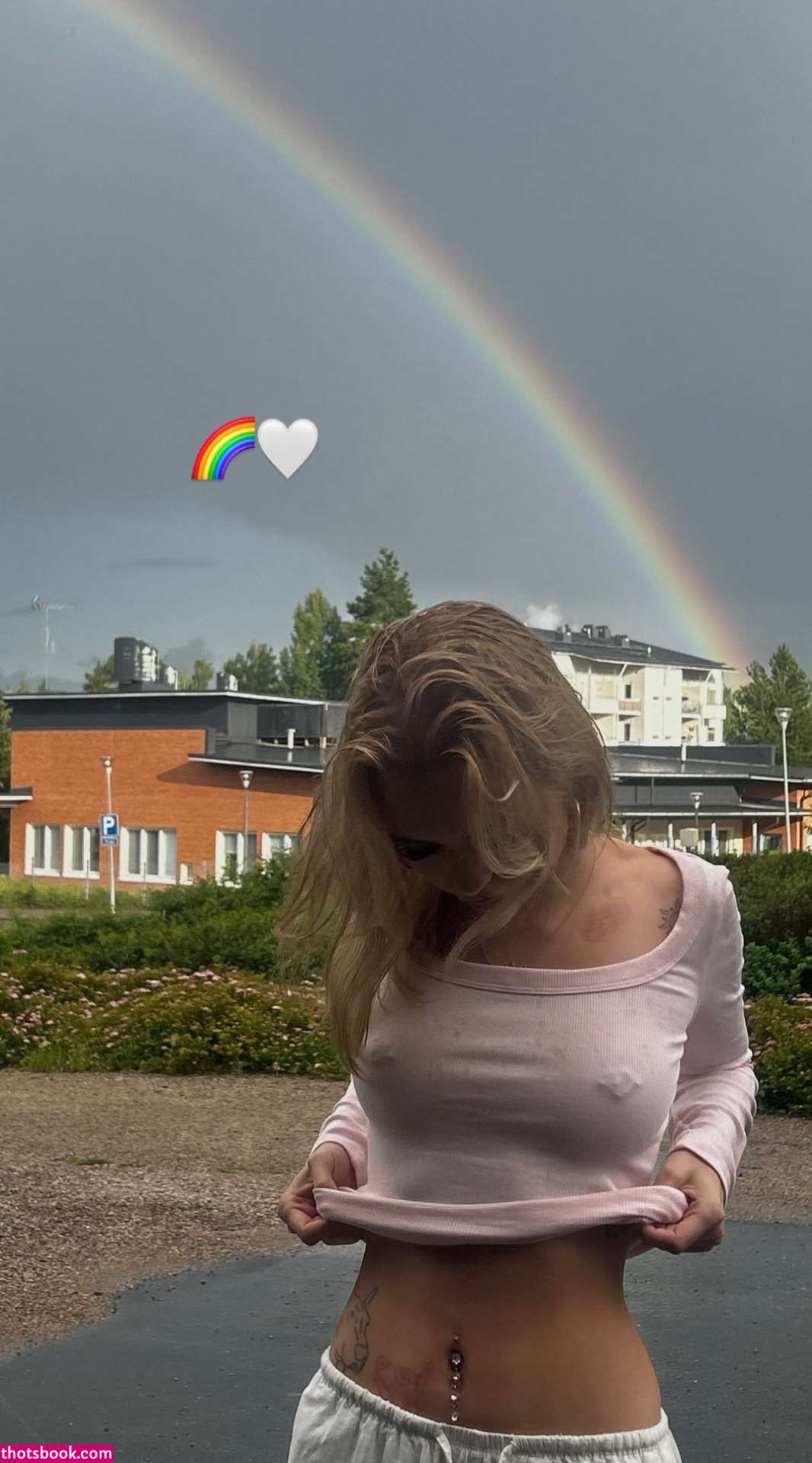 Neea Kuosmanen Photo #29