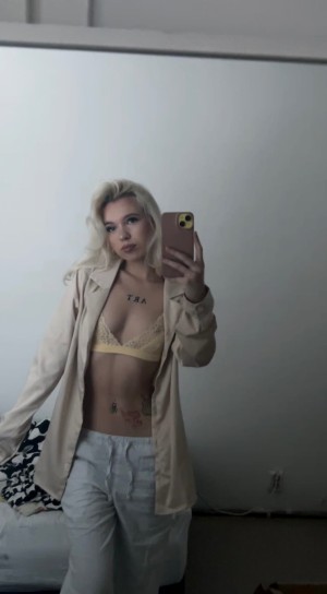 Neea Kuosmanen Photo #26