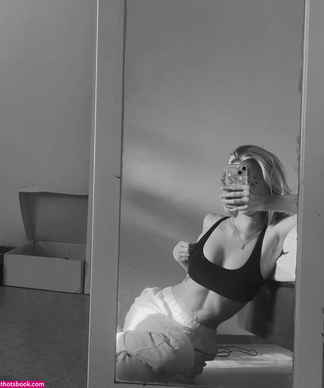 Neea Kuosmanen Photo #35