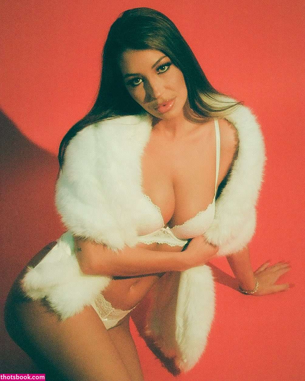 Willow Brown Photo #2