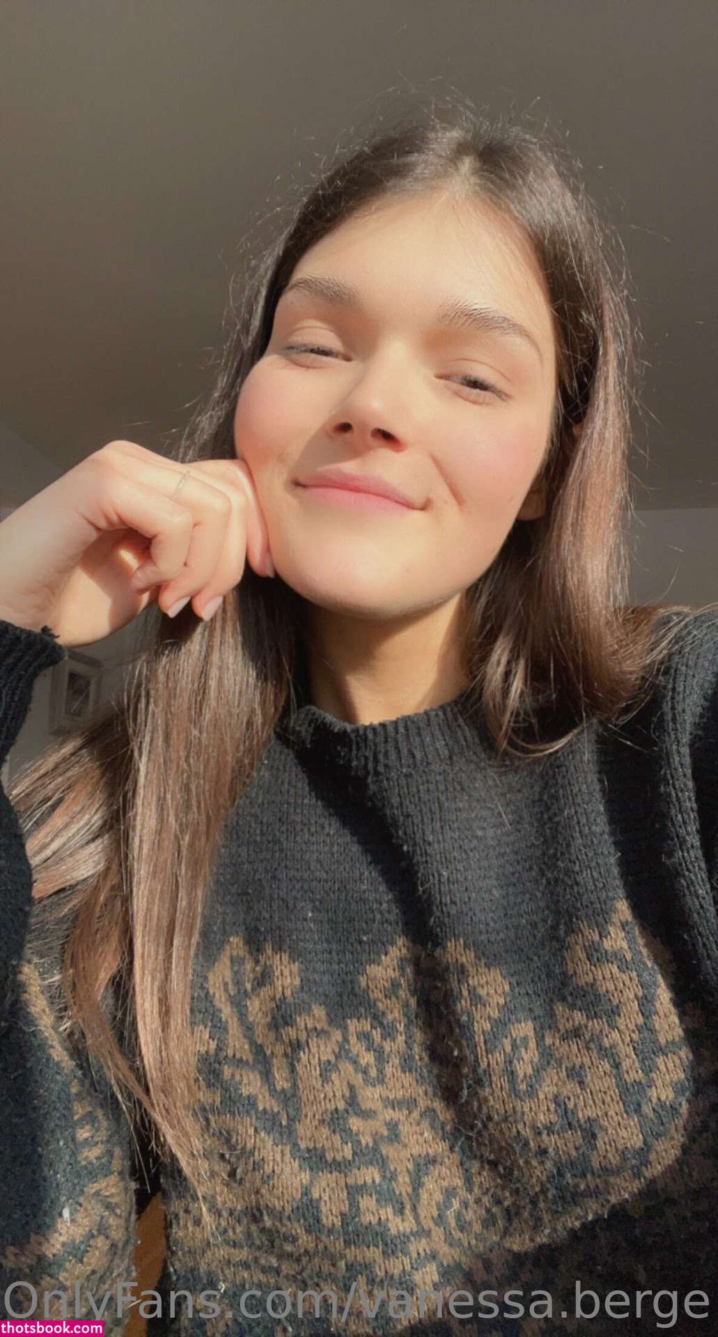 Vanessa Berge Photo #14