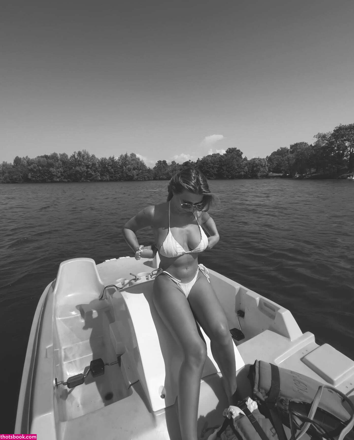 Apoline Perret Photo #8