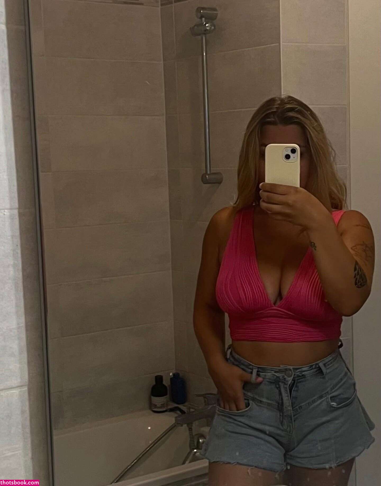 Apoline Perret Photo #31