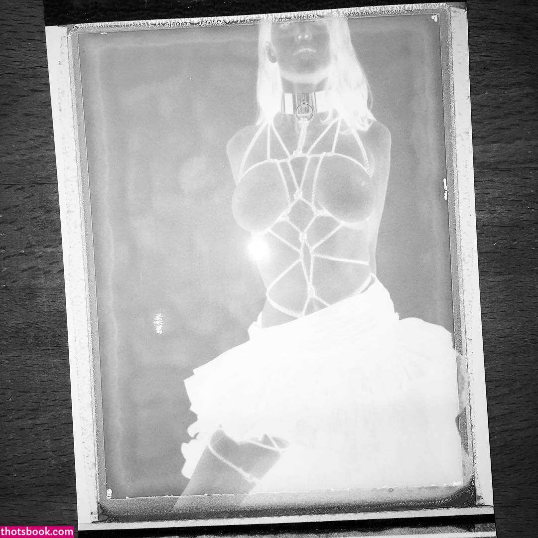 Betony Vernon Photo #13