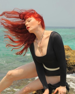 Betony Vernon Photo #18