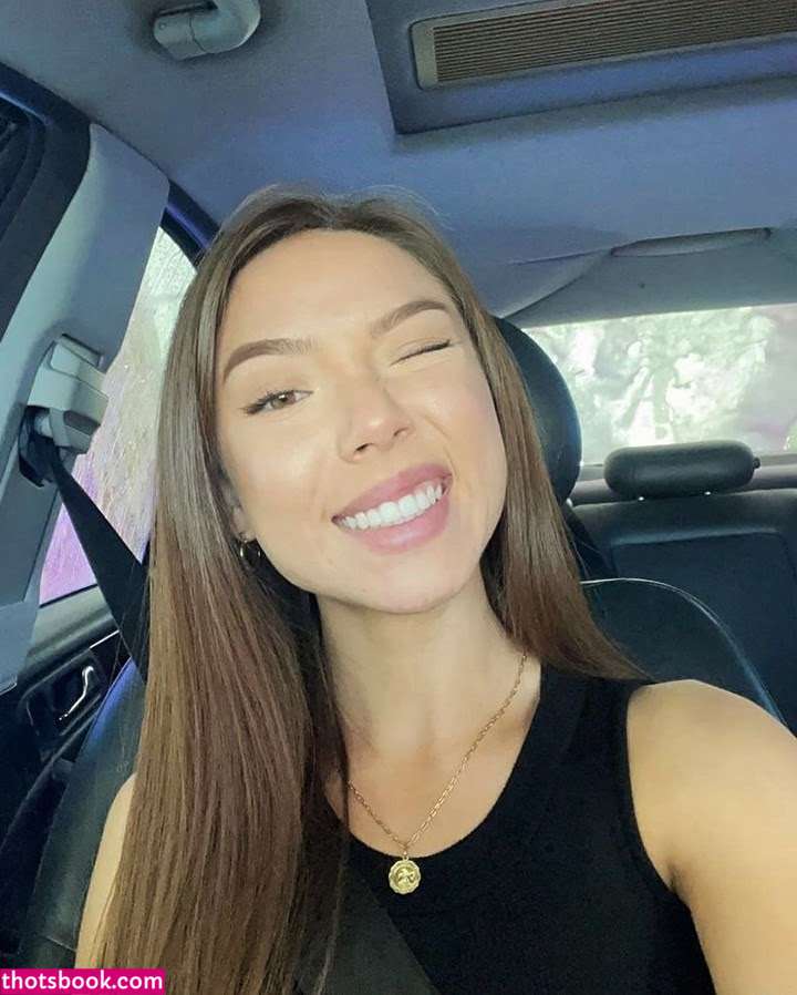 Caroline Vu Photo #20