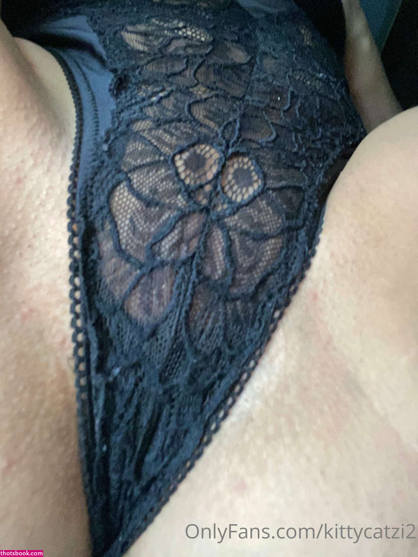 Kittycatzi2 Photo #23