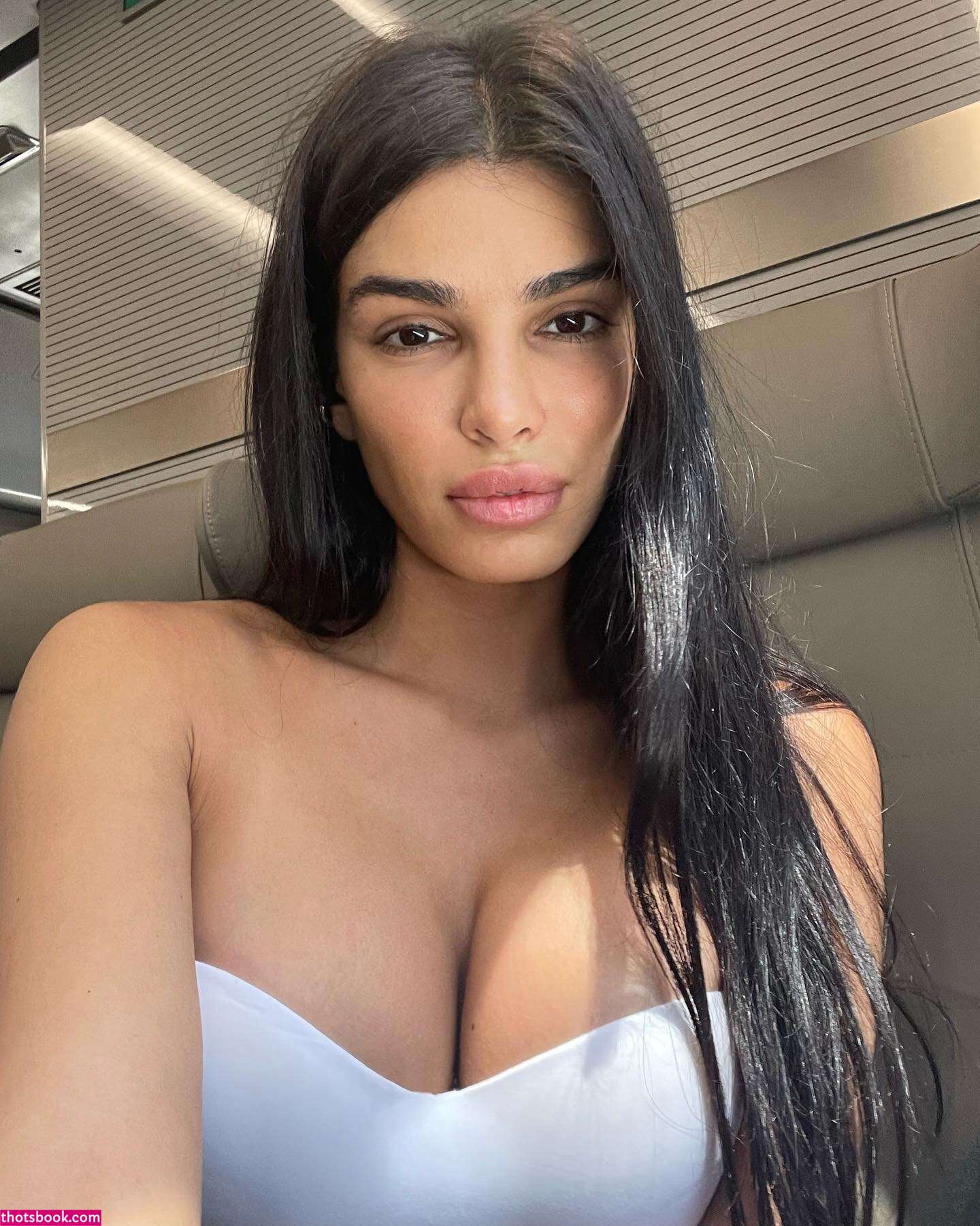 Jovana Djordjevic Photo #13