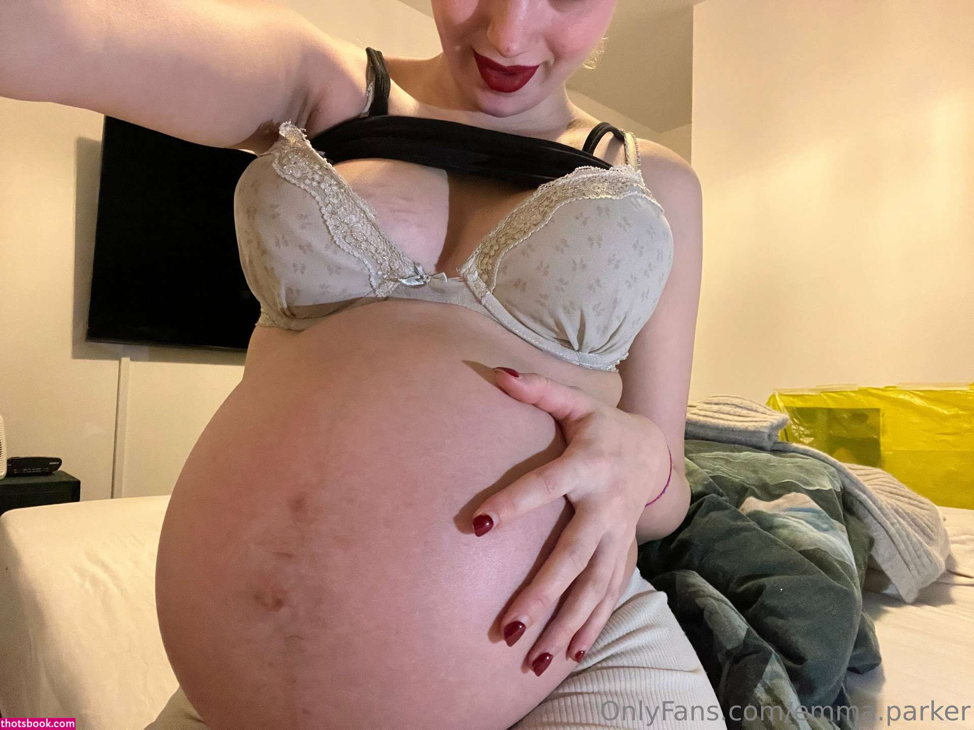 Emma Parker Photo #22