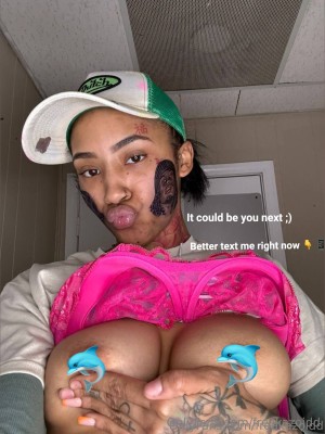 freakazoidd Photo #7