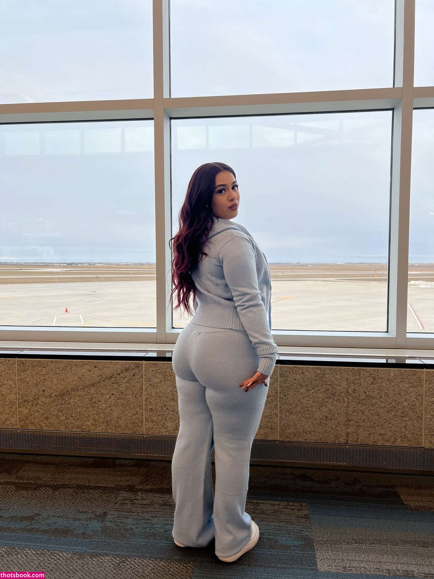 Isabella Alexis Photo #6