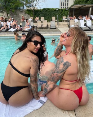 lizanne1995 Photo #12