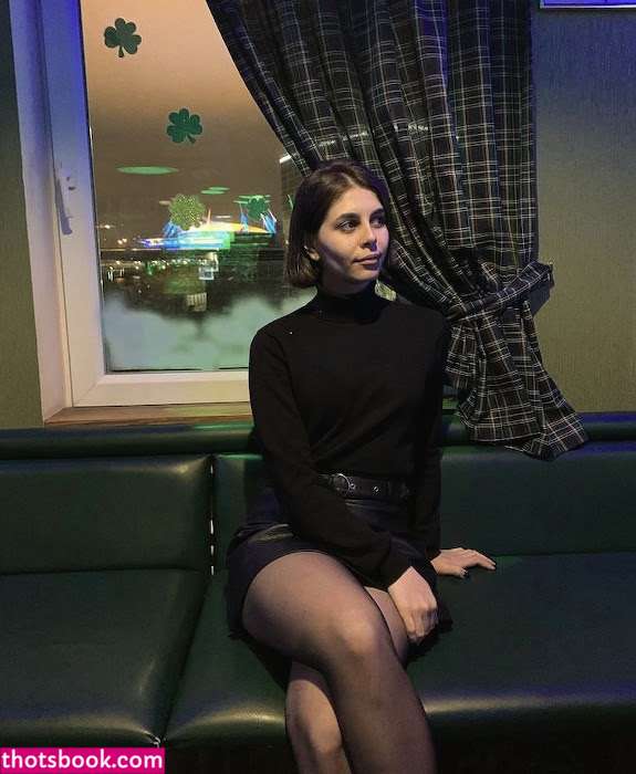 Wonder Carlaa Photo #4