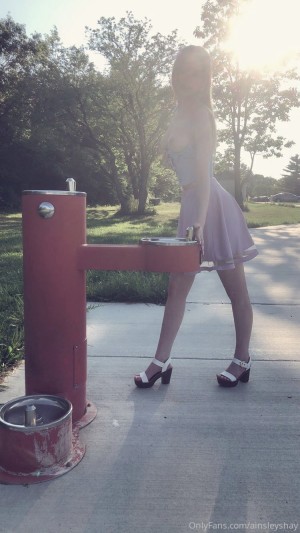 Ainsley Shay Photo #11