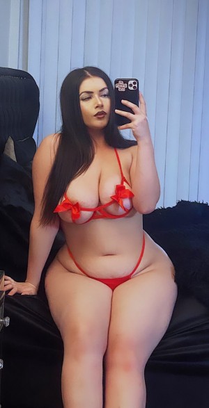 Bimbardashianwest Photo #5